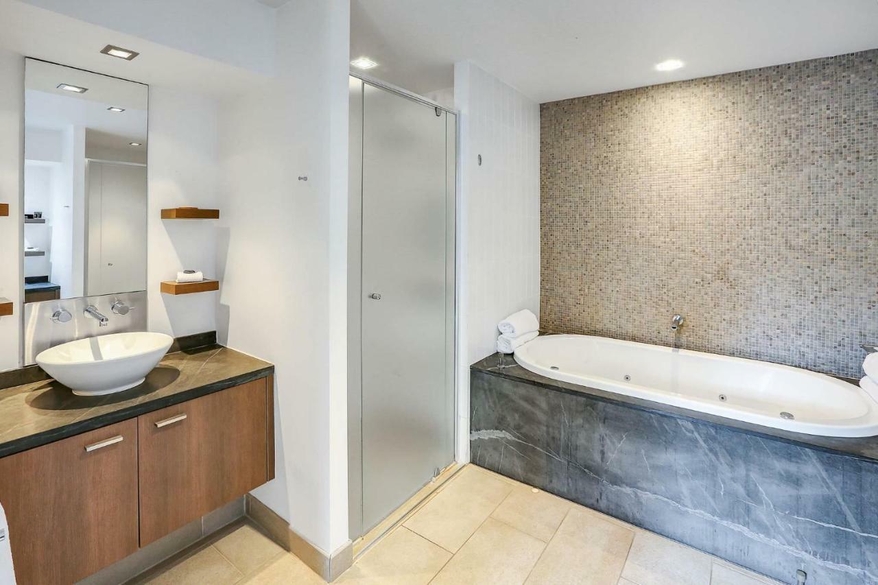 Elysium Private Apartments Triton By The Sea Palm Cove Exterior photo